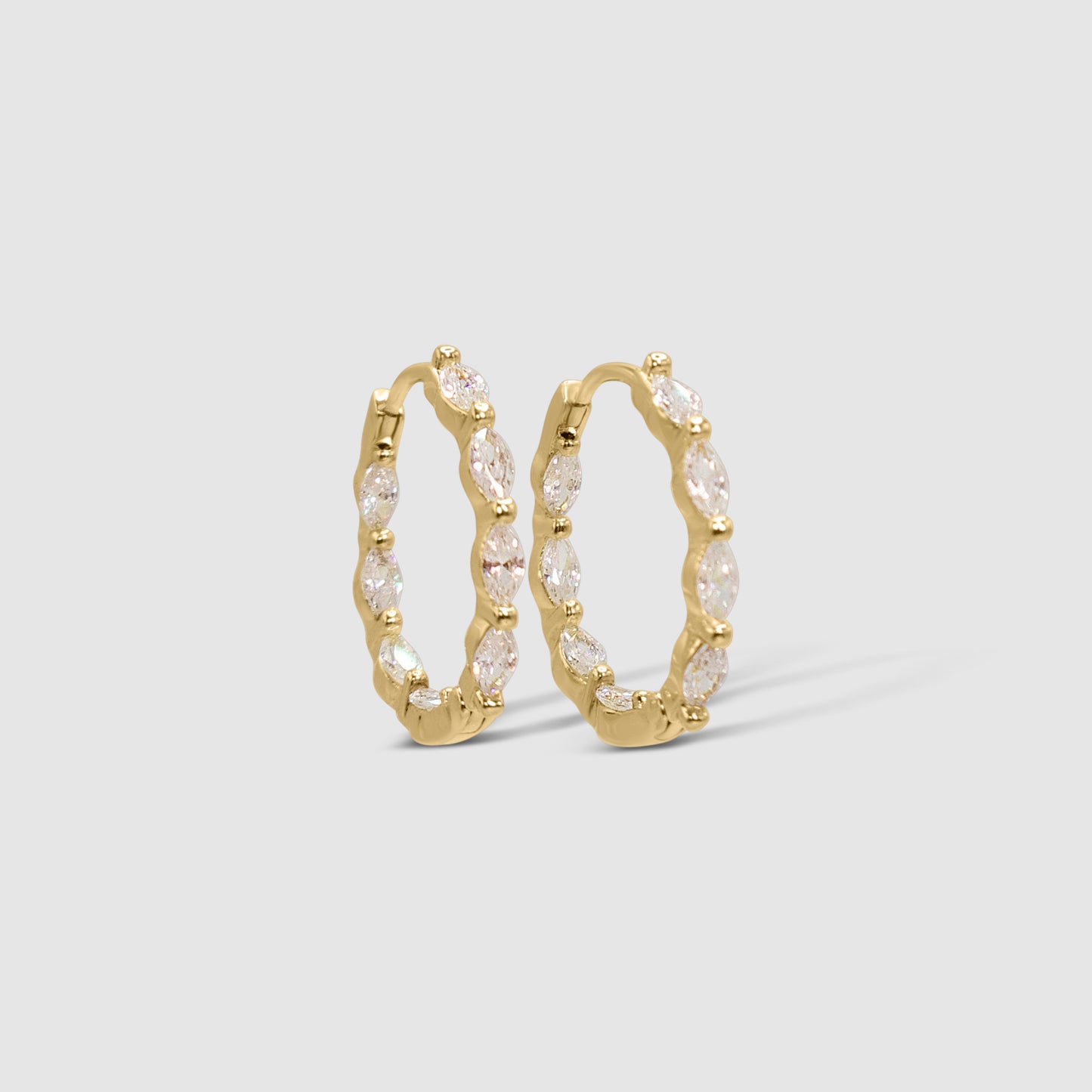 Marquise Stunner Huggies