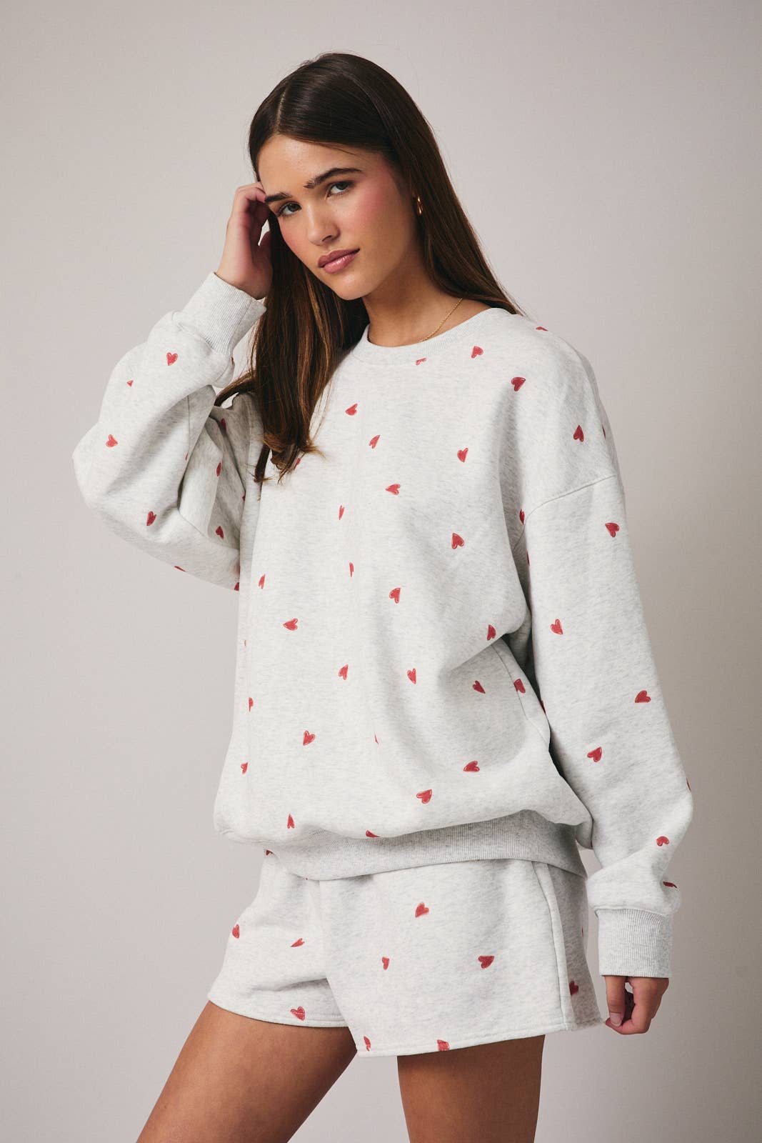 HEART PRINT SWEATSHIRT